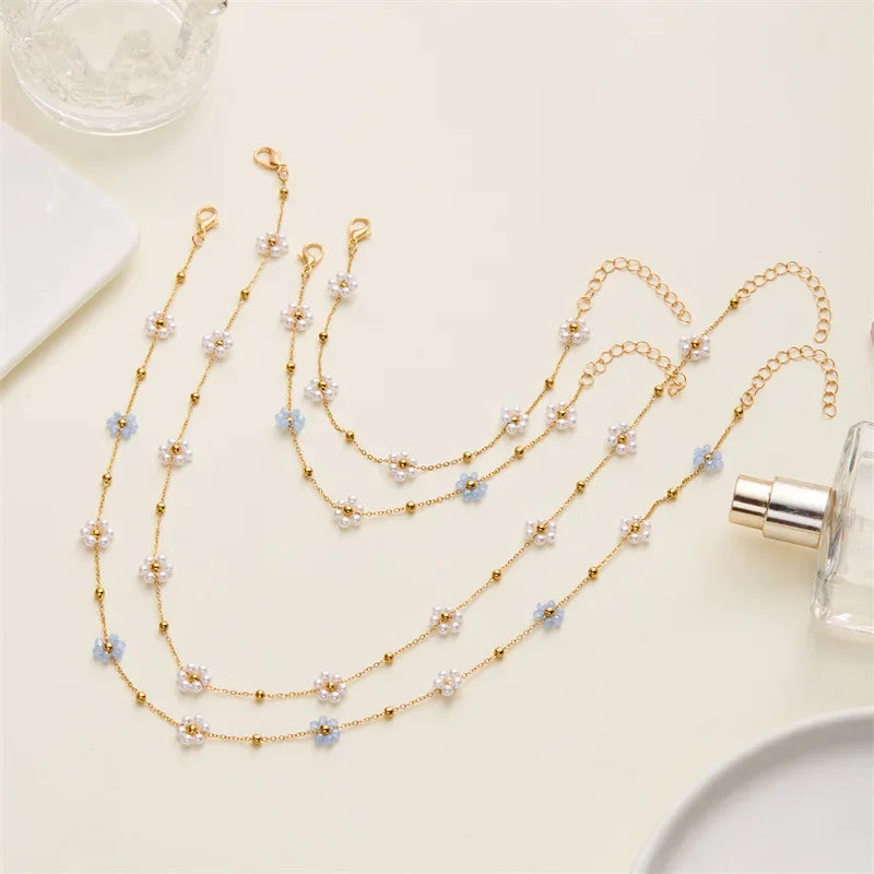 Colliers et  bracelets en cristal et perles