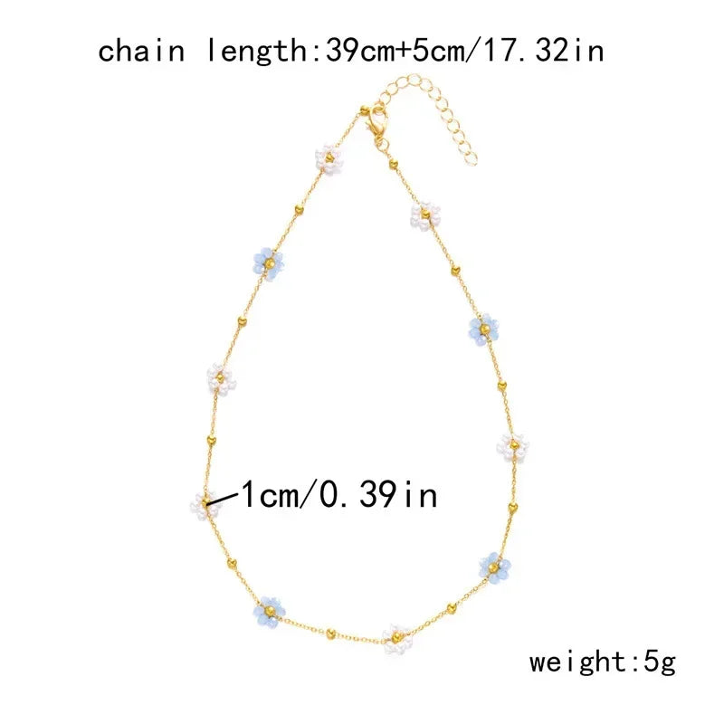 Colliers et  bracelets en cristal et perles