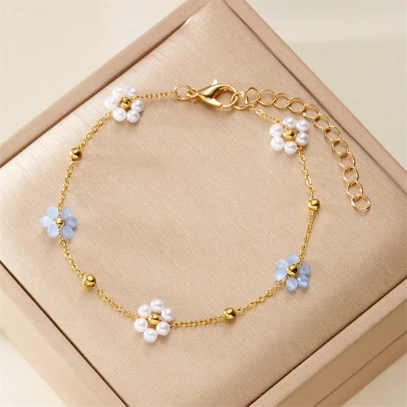 Colliers et  bracelets en cristal et perles
